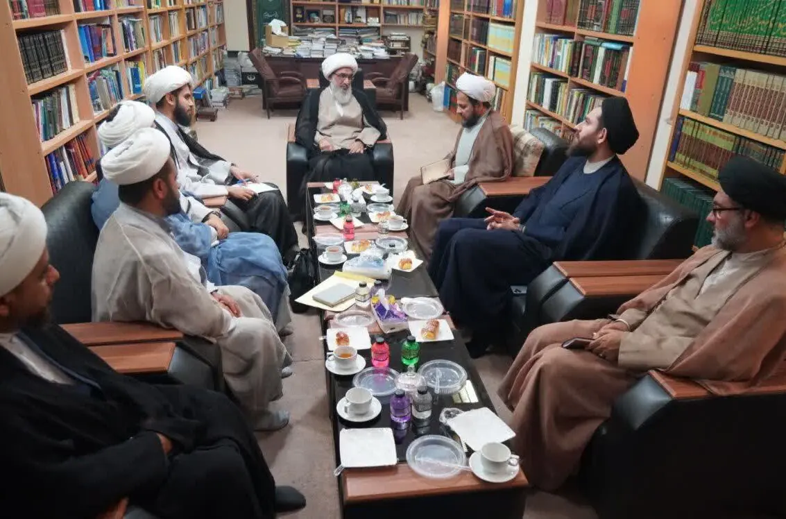  صفایی بوشهری: مسجد باید محور مدیریت محله و تربیت نسل جوان باشد