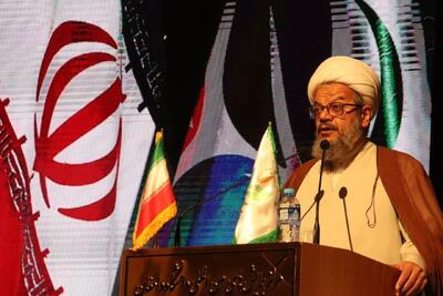 روحانیان برای تقویت فعالیتهای تربیتی در مدارس به کار گرفته شوند
