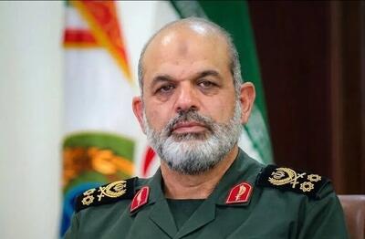  سرلشکر وحیدی: همدلی کم‌نظیر پدافند هوایی ارتش و سپاه معادلات دشمن را بیش از پیش بر هم می‌زند