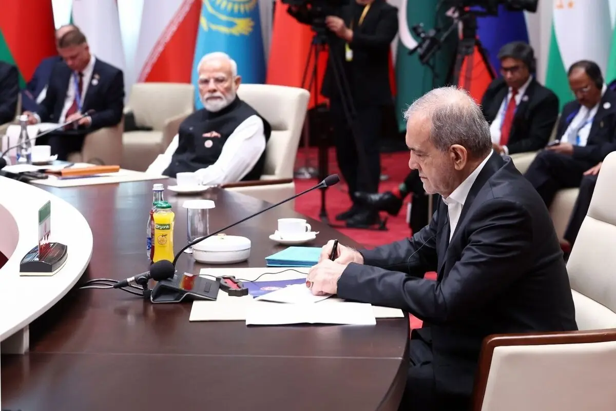 پزشکیان اسناد همکاری سران سازمان همکاری شانگهای را امضا کرد