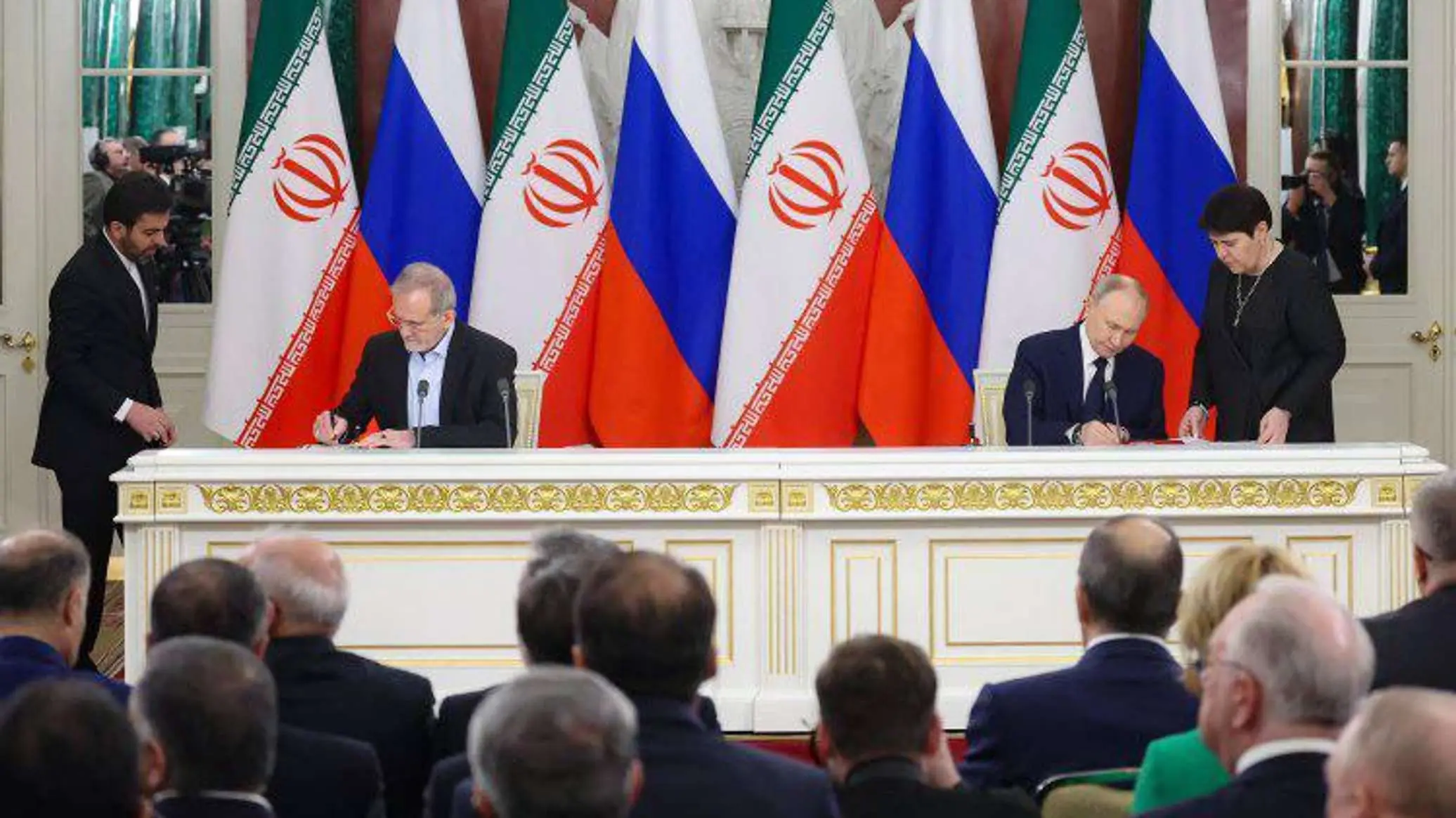  کارشناس: تعاملات ایران و روسیه در سایه تحریم های اقتصادی جلوه بیشتری می گیرد