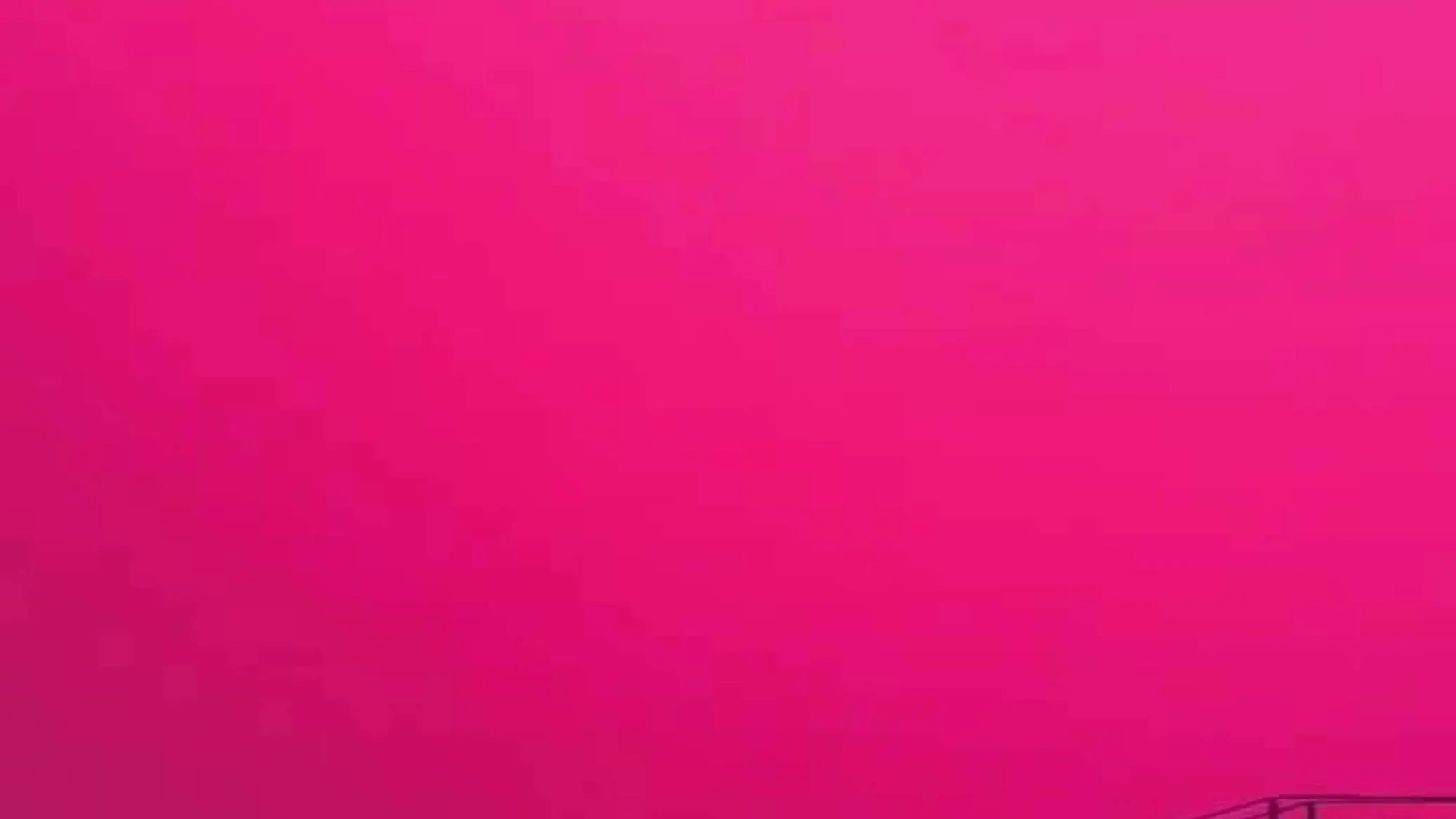  آسمان شهر چانگژو در چین به رنگ صورتی مایل به قرمز درآمد
