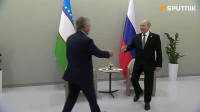 دیدار ولادیمیر پوتین با میرضیایف، رئیس جمهور ازبکستان در حاشیه مراسم افتتاحیه ششمین دوره بازیهای جهانی عشایری