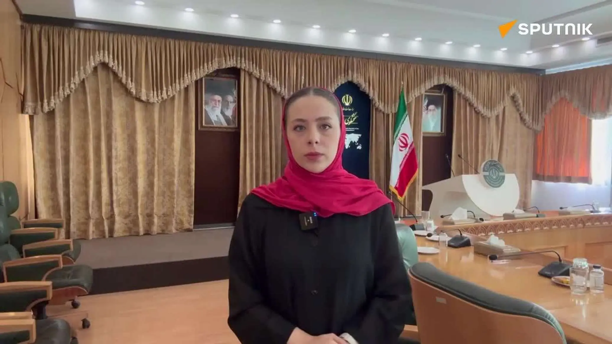 مهاجرانی: دولت در تلاش است تا تلاطم اقتصادی را کنترل کند