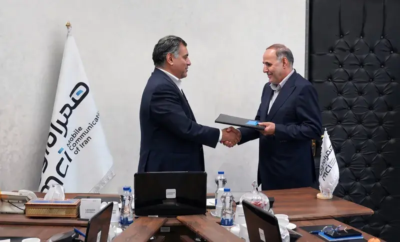 مهندس دهناد با حفظ سمت رئیس هیئتمدیره مبیننت شد