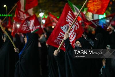 شبهای مقاومت در قم؛ پاسخ مردم به یاوهگویی ترامپ فیلم - تسنیم