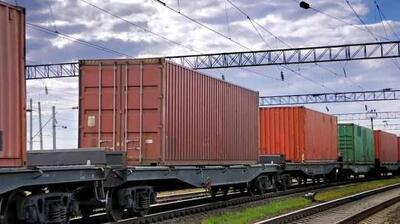 آغاز ساخت واگنهای حمل بنزین برای نخستینبار در کشور/ ورود ۲ هزار دستگاه کشنده به حوزه حملونقل جادهای