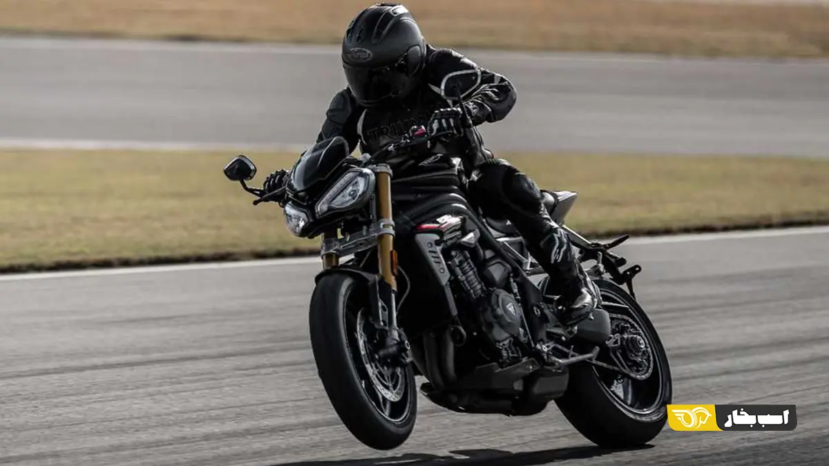 تریومف Speed Triple 1200 RS؛ نیکدی برای عبور از مرز تجربه