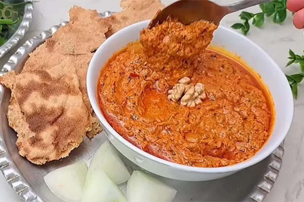 کال جوش گوجهای؛ غذای سنتی تهران با کشک و گردو