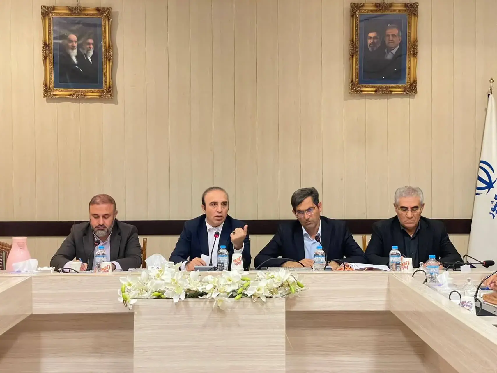 توسعه صادرات محصولات با ارزش افزوده راهبرد اقتصادی استان اردبیل است