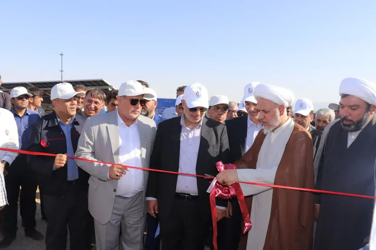  بهره‌برداری فاز دوم ۲۰ مگاواتی از نیروگاه خورشیدی ۱۸۰ مگاواتی متانول کاوه