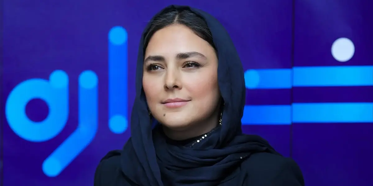 هدی زینالعابدین با کمی شلختگی در مراسم اکران حاضر شد! - چی بپوشم