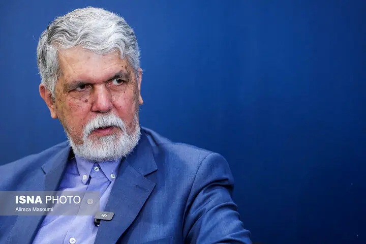 وزیر ارشاد: مناسبات میان سران قوا در این دوره کمسابقه است/ «وفاق ملی» کشور را از گردنه ۹ اسفند عبور داد/ اگر جایی با مردم بدرفتاری شده باشد باید از آنها عذرخواهی کرد