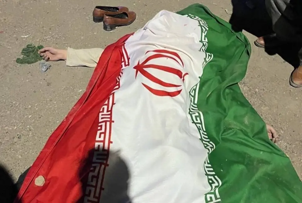  ۴ فوتی و ۱۰ مصدوم در حادثه برخورد خودرو با تجمع‌کنندگان در مشهد +ویدئو