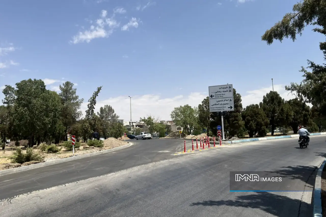 تعریض کندروی بزرگراه شهید خرازی اصفهان در آستانه بهرهبرداری کامل