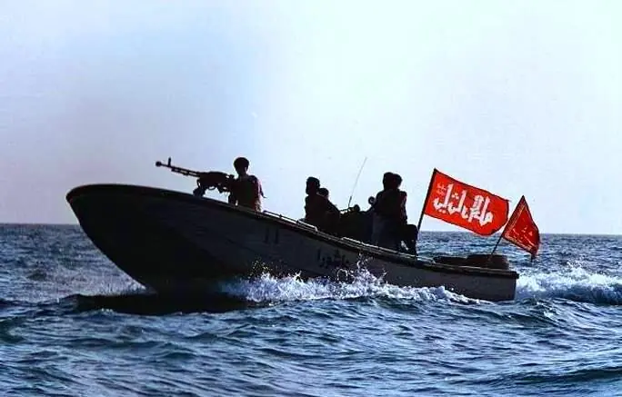  نبرد در دل خلیج فارس؛ حماسه‌ای که به اقتدار دریایی ایران رسید