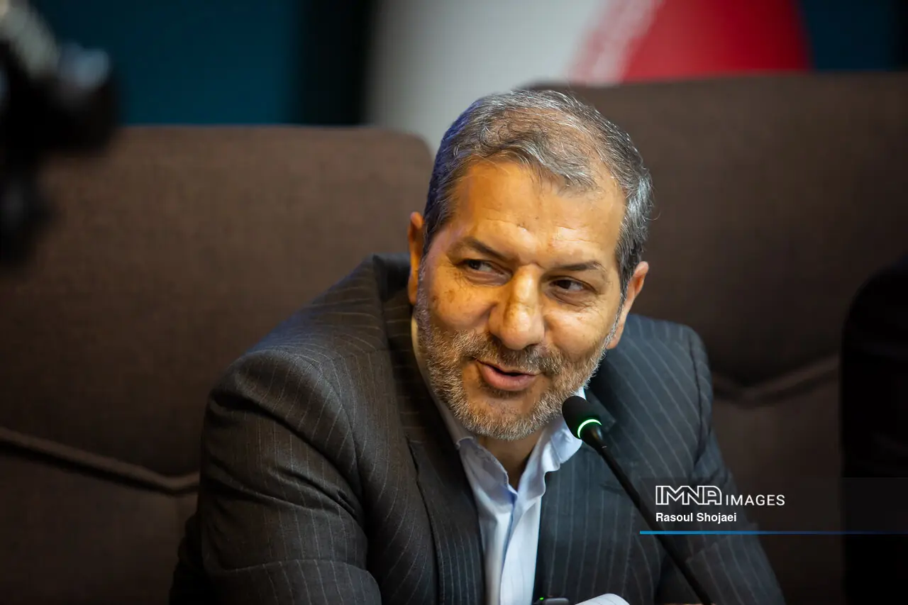  دوره «تربیت تسهیلگر گفت‌وگو» در اصفهان برگزار می‌شود