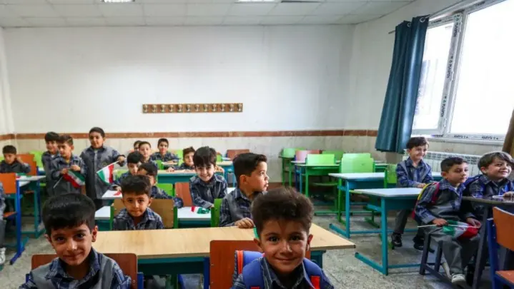آغاز آموزش حضوری در مدارس کشور از ابتدای مهر