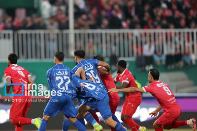 نوری: استقلال شرایط بهتری نسبت به پرسپولیس دارد/ جمال شریف بدترین داور دربی بود