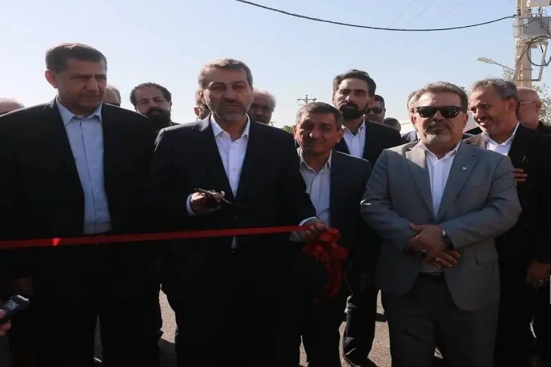  فروزان: منافع سازمان منطقه آزاد اروند باید صرف بهبود زندگی مردم منطقه شود