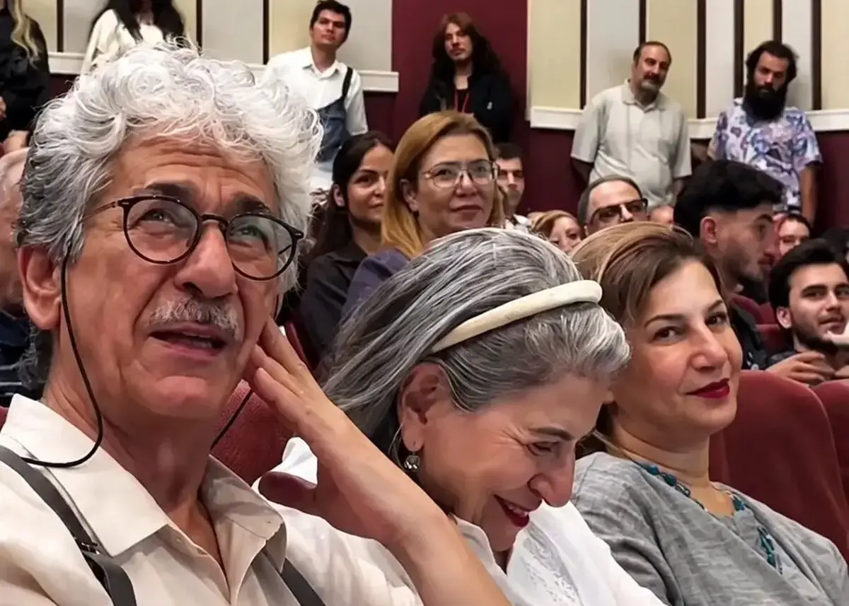 واکنش ها به تذکر مادر لیلی رشیدی به او در یک مراسم رسمی/ آن اندازه که این حاشیه ای که احترام برومند ساخت موجب حرف و حدیث شده، خود بزرگداشت شاهمحمدلو دیده نشده است!/ ویدئو