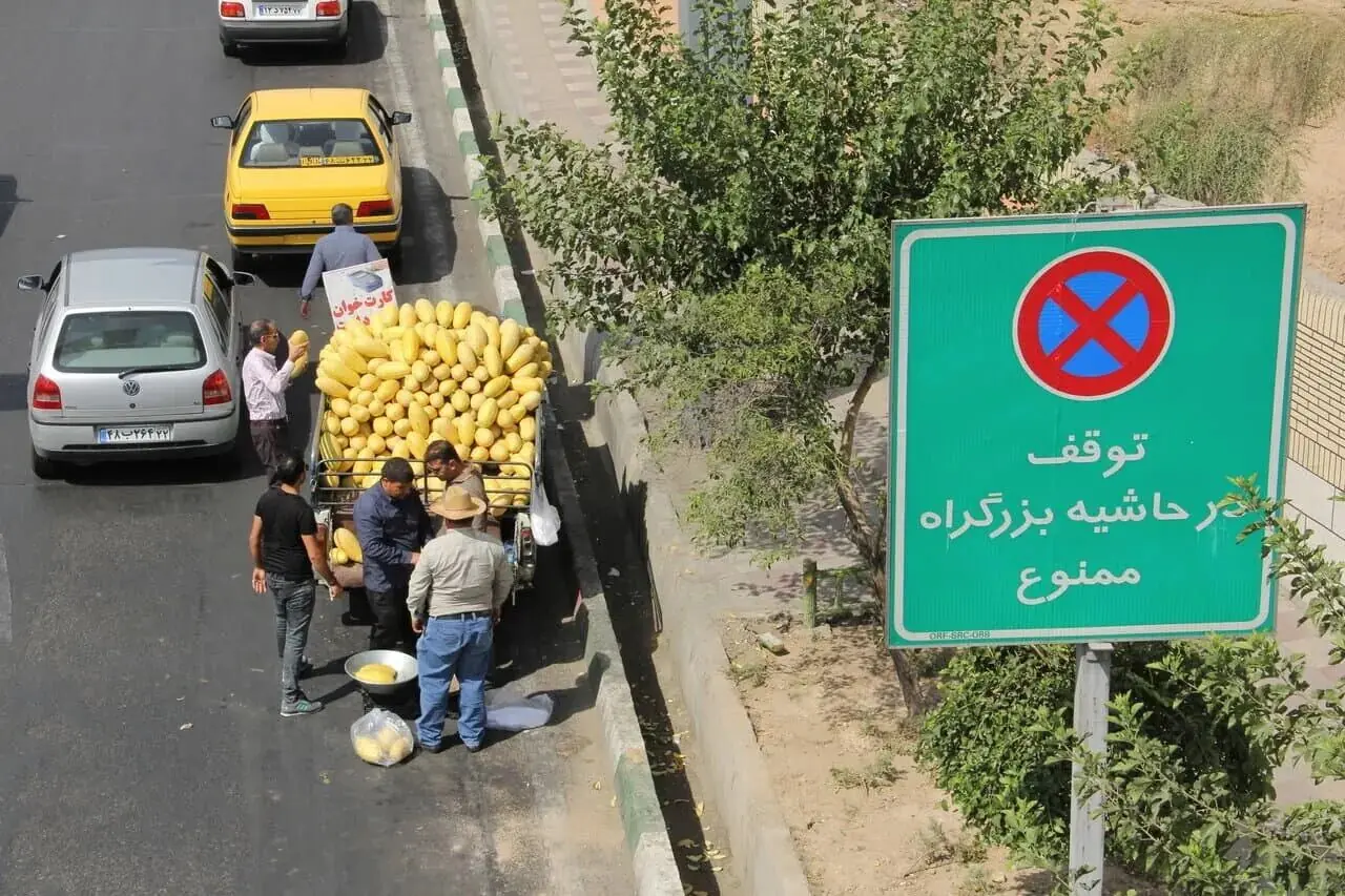 طرح ضربتی پاکسازی شریانهای اصلی تهران از خودروهای اسقاطی و وانتبارها