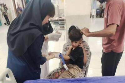  عکس: کودکان مجروح حمله موشکی امریکا به منطقه مسکونی در سیریک ‌