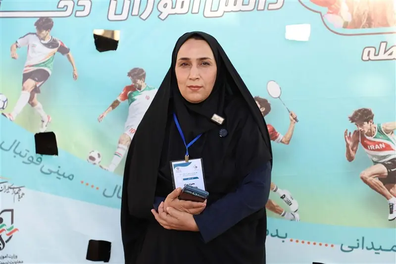 آغاز مسابقات ورزشی دانشآموزان دختر قطب 5 کشور در شهرکرد - تسنیم