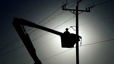  چند نقطه از شبکه برق هرمزگان هدف حملات دشمن قرار گرفت