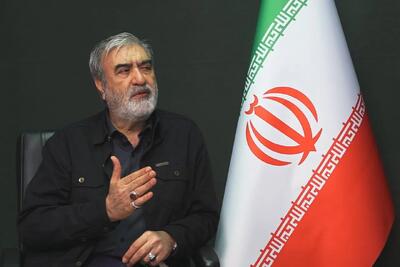 رئیس کمیسیون امنیت: اگر یک شناور در خلیج فارس مشاهده شود، افراد میتوانند جایزه دریافت کنند!