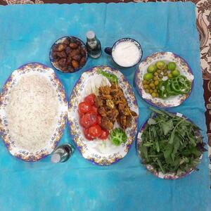 نهارخوشمزه امروزمون جوجه کباب تابه ای بامخلفات،تقدیم نگاه پرمهرتان 😋😋🌺🌹درجهانی که وفانیست به دلهای بشر بی نیاز از همه باشی به خدامی ارزد....🍁🍁🍁💫💫دستپخت کدبانوی گل ومهربون خونم 😘🥰💚💕💓💫🫶❤️🫶🤍💞🌹🌺 | آخرین خبر