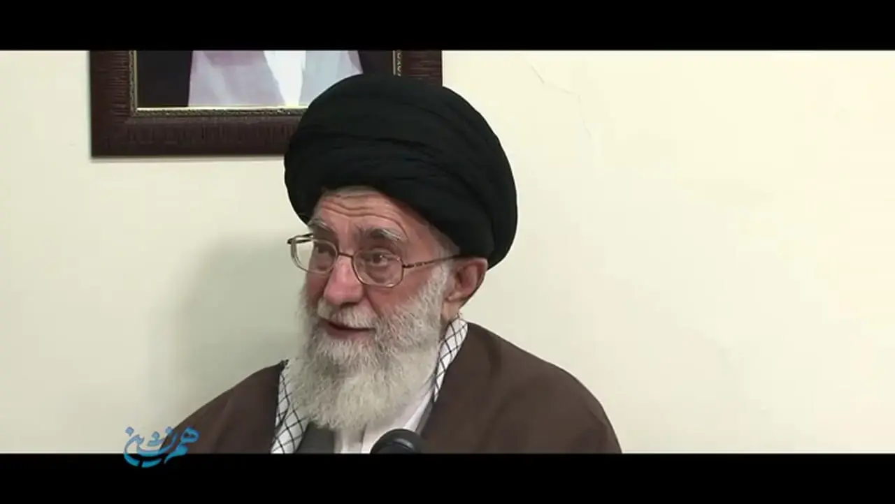 ببینید | لحظاتی منتشر نشده از دیدارهای صمیمانه خانوادههای معظم شهدا با رهبر شهید انقلاب