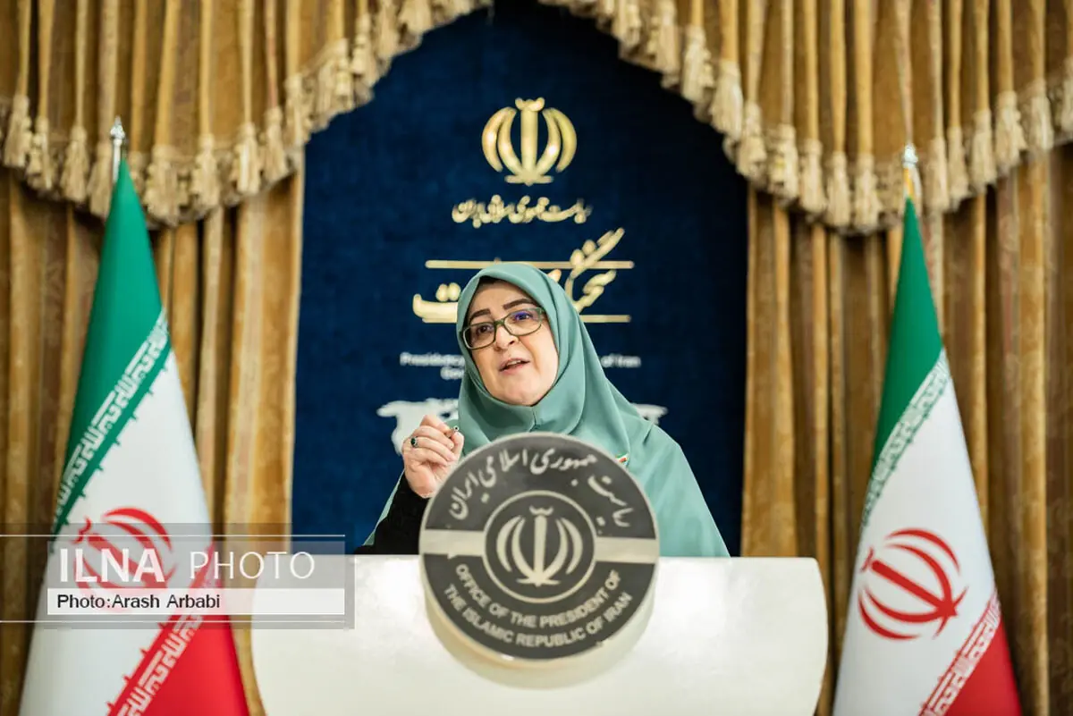 این ملک زنان و مردانی دارد که دقیقا در بزنگاههای سخت تاریخ کنار هم ایستادند