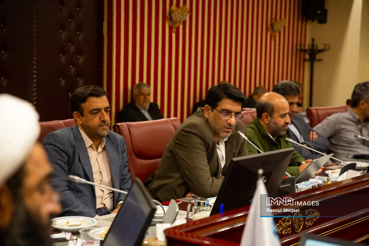 ایجاد بزرگترین زیستبوم هوش مصنوعی و دادههای فضایی کشور با سرمایهگذاری ۱۰۰ میلیون دلاری
