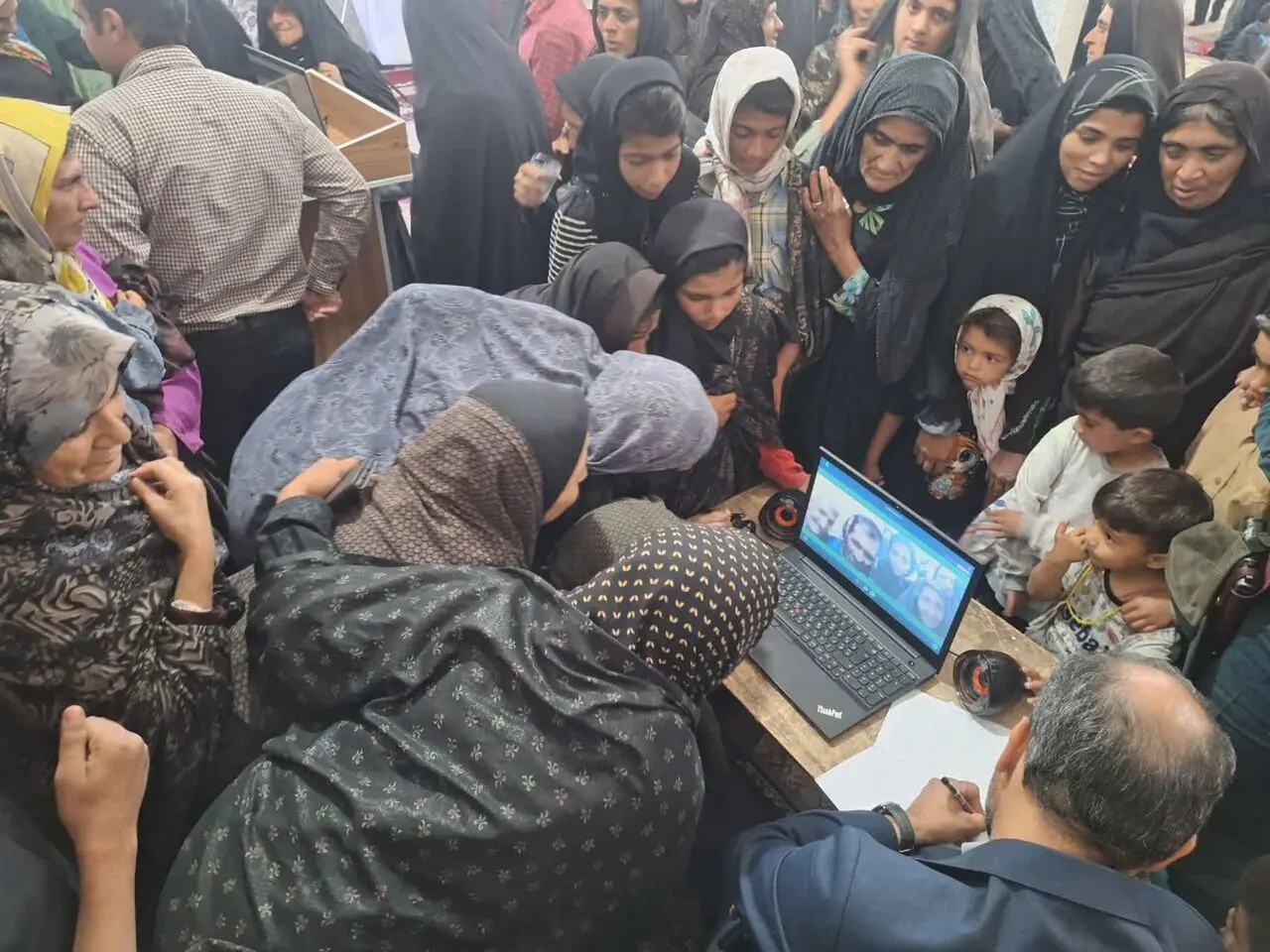 آزادی بیش از ۱۰ زندانی در سفر جهادی قضایی به روستای مرزی تجشک درمیان