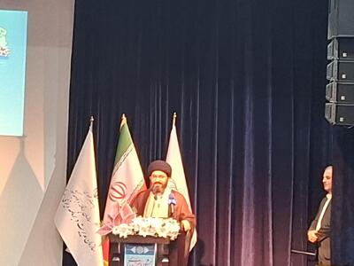 امام جمعه زنجان: دستگاههای اجرایی از زاویه نگاه شهروندان ارزیابی شود