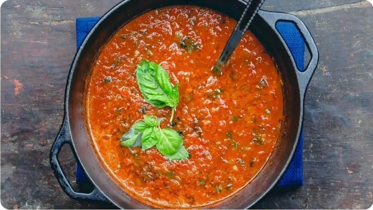 آشپزی | طرز تهیه سوپ گوجهفرنگی ساده به روش ایتالیایی