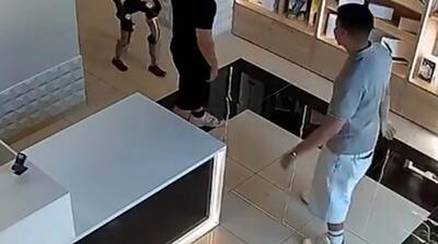 تصاویر حمله ربات به صاحبش!