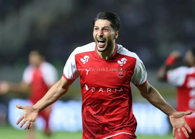 کمک داور ناغافل در شادی گل پرسپولیس! (عکس)