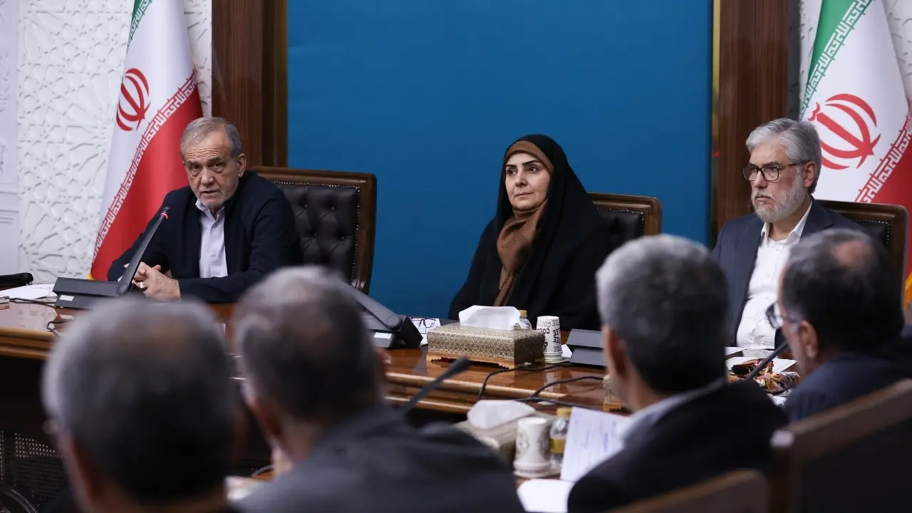 پزشکیان: برقراری عدالت در حوزه حمل و نقل عمومی و همگانی امری ضروری است