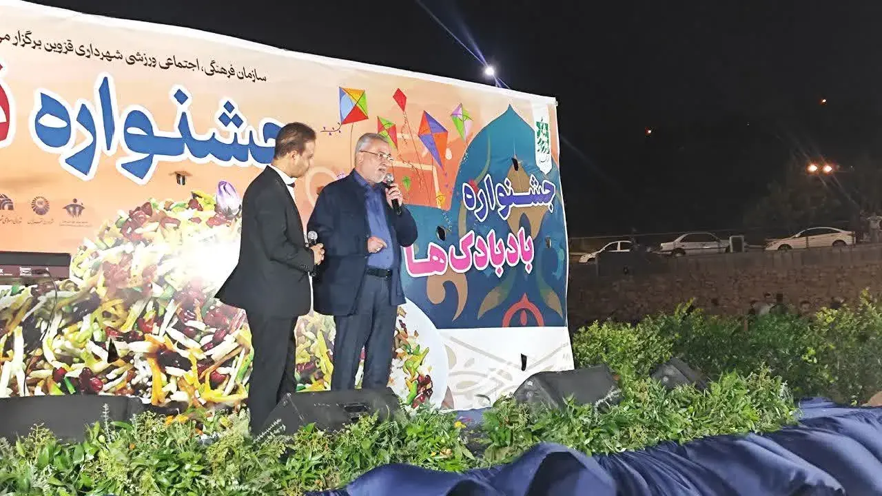 احمدپور: هنر بانوان قزوینی می تواند در جشنواره ها بخوبی به مردم ایران معرفی شود