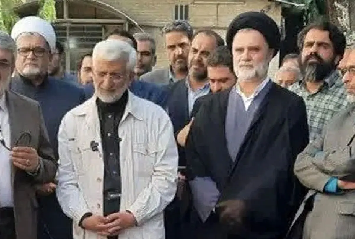 همانها که فریاد میزدند از تفاهم خارج شوید، ابزار فشار را سوزاندند و امروز طلبکار مذاکرهاند/ کارنامهشان روی زمین است؛ حمله به دولت سرپوش آن است