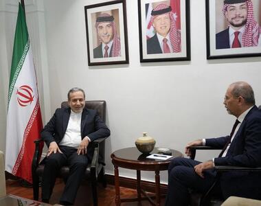 ادعای وزیر خارجه اردن: حمله ایرانیها واکنشی نبود، چون دو ساعت بعد از آغاز جنگ حمله کردند / عراقچی: ایران برای پاسخ به متجاوز چقدر باید منتظر باشد؟ / آیا واقعاً از این موضوع بیاطلاع هستید که در نخستین حملات آمریکا، از حریم هوایی، خاک و آبی کشورهای عربی استفاده شد