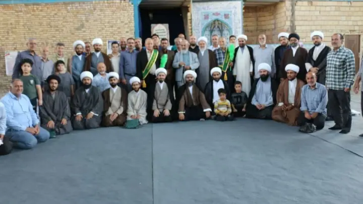 امام جمعه شریفآباد بر انسجام ملی و استقلال این بخش تأکیدکرد