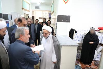آزادی ۱۵ زندانی از طریق ارفاقات قانونی در خوی