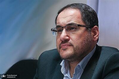 بابک نگاهداری: برچسبزنیها، حکم گلوله را دارد