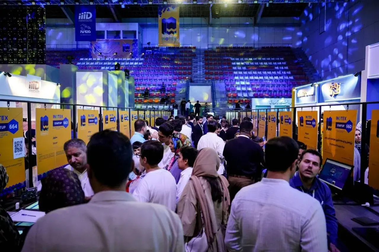 روز دوم اینوتکس ۲۰۲۶؛ از ۱۰۰ میلیارد تومان سرمایهگذاری تا نقشه راه جدید هوش مصنوعی