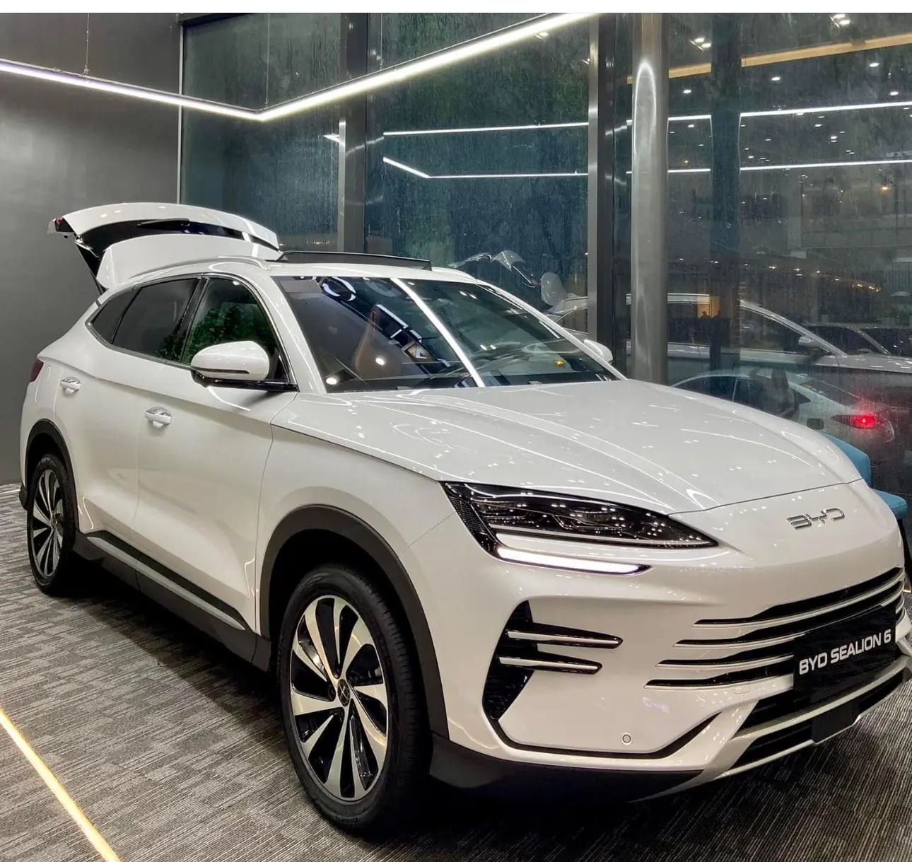 تویوتا، نیسان، مزدا و BYD آمدند؛ خودروساز ایرانی باید بترسد؟