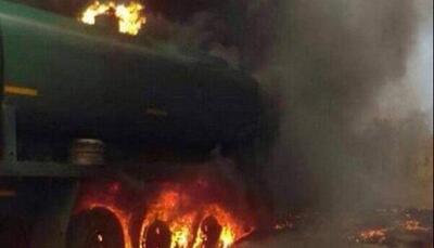  انفجار تانکر حامل مواد سوختی در محور همدان ـ سنندج؛ آتش‌نشانان در حال مهار آتش | آخرین خبر