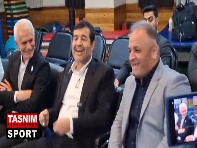  شوخی وزیر ورزش با انوشیروانی | آخرین خبر